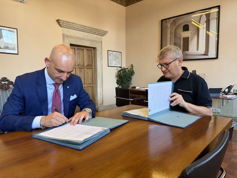 Firma della convenzione tra Ordine di Malta e Centro Astalli per garantire l'accesso alle cure alle persone più vulnerabili.