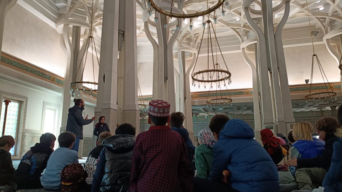 Foto: Centro Astalli. Incontri - Islam - Grande Moschea di Roma